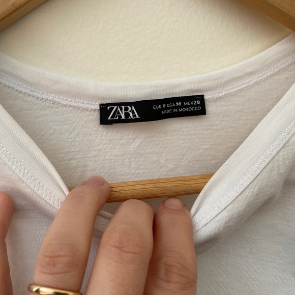 Zara T-shirt - Picture 3 of 3